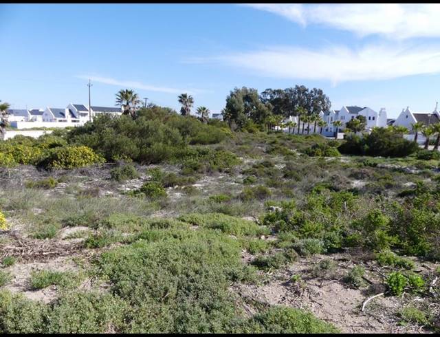 LAND FOR SALE IN GOLDEN MILE